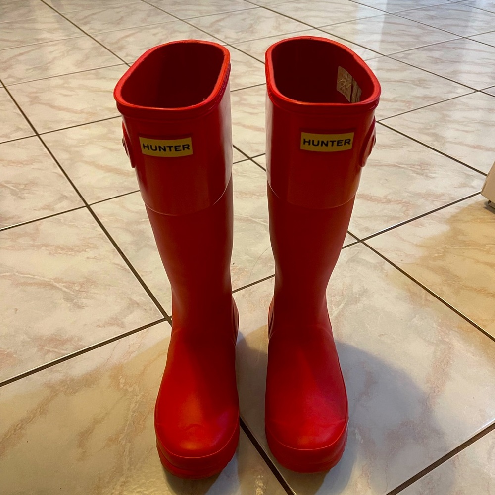 Red Hunters Rain Boots size 5